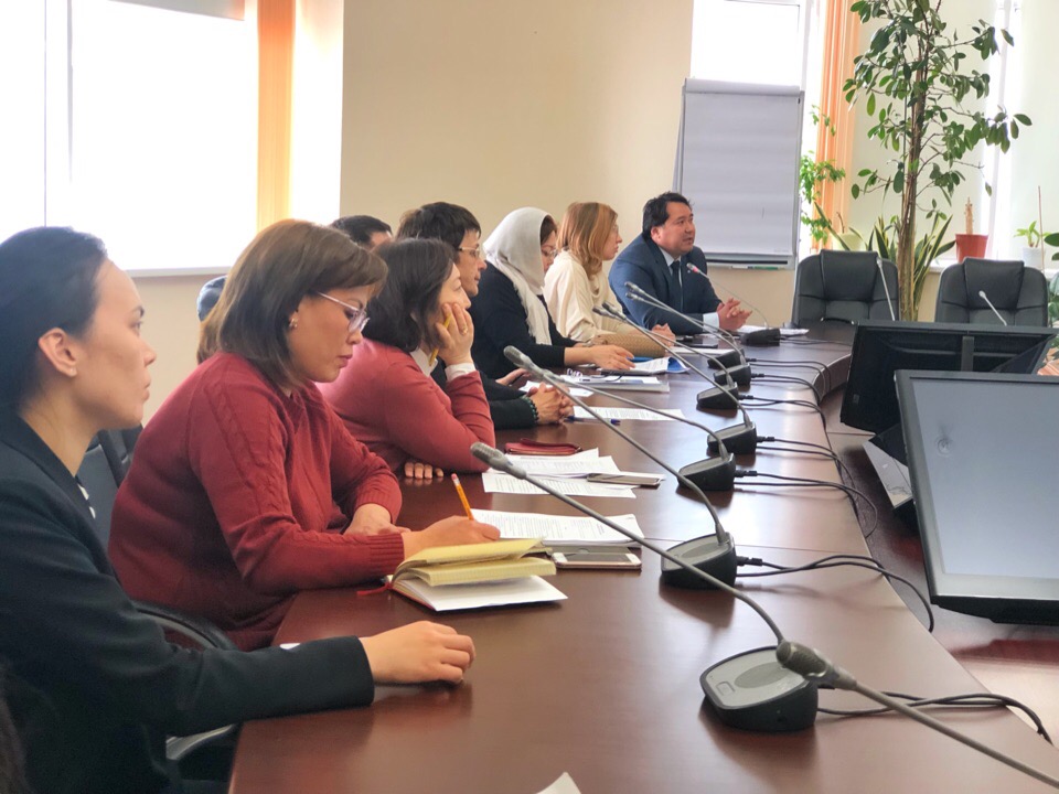 КРО в гостях у KAZENERGY: специалисты консорциума рассказали о специфике работы на месторождении супергиганте, трудовых буднях и отдыхе многонационального коллектива — фото 2