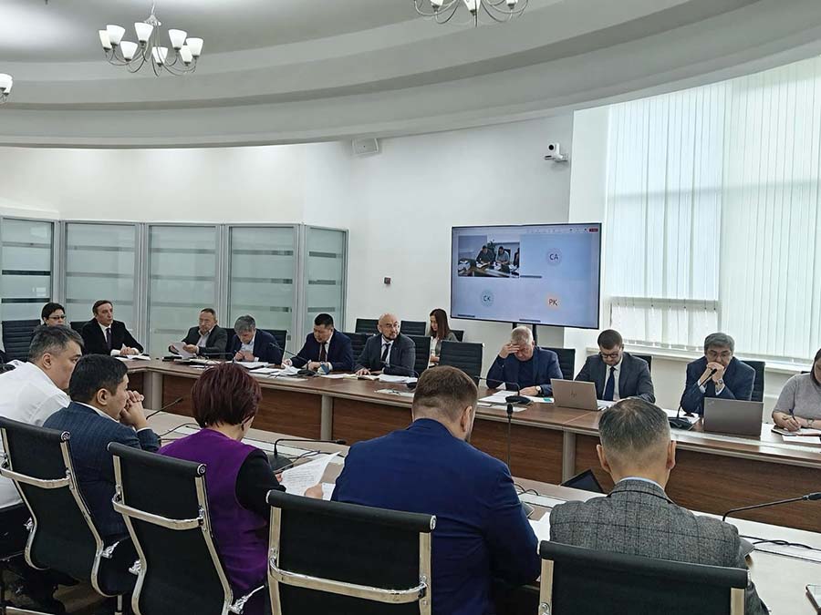 ОБСУЖДЕНЫ ПРАВОВЫЕ ВОПРОСЫ СТРОИТЕЛЬСТВА ЭТАНОПРОВОДА И ПРОПАНОПРОВОДА — фото 1