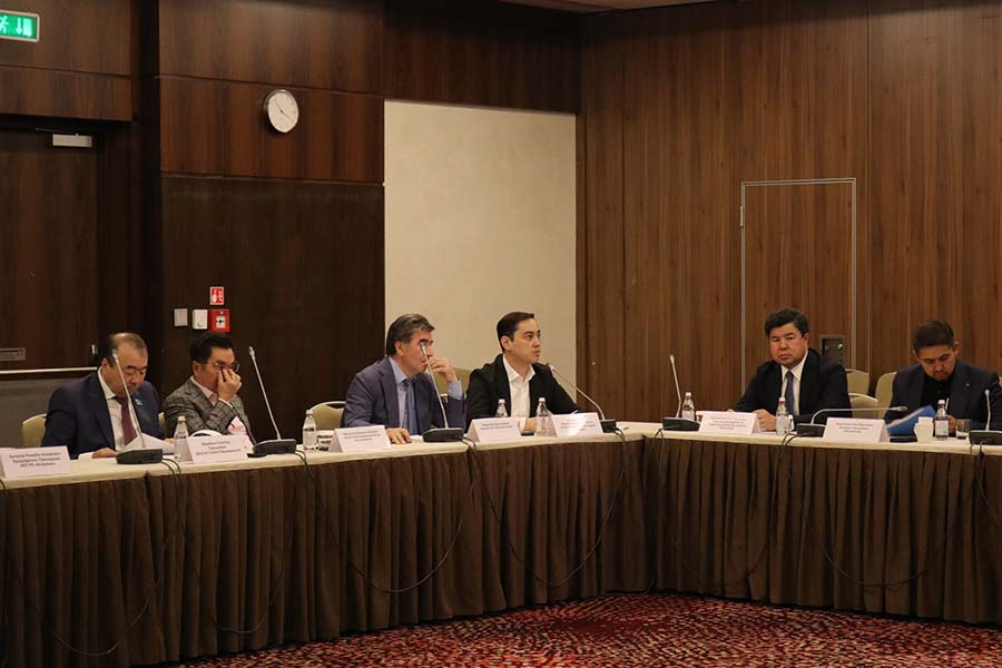 ОБСУЖДЕНО ПРИОРИТЕТНОЕ ПРАВО НЕДРОПОЛЬЗОВАНИЯ ДЛЯ ИНВЕСТОРОВ — фото 5